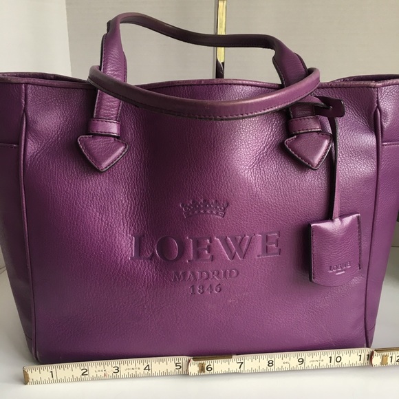 Loewe Calfskin Heritage Tote - Picture 14 of 16